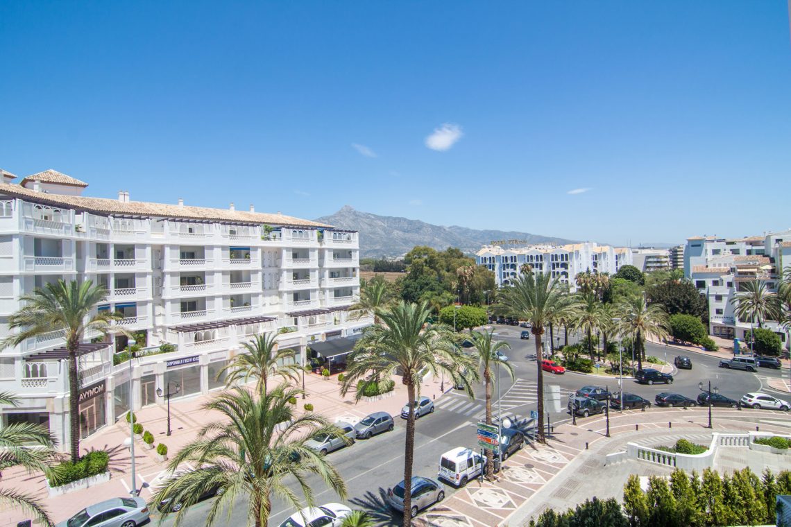 4-bed-apartament-playas-del-duque-puerto-banus